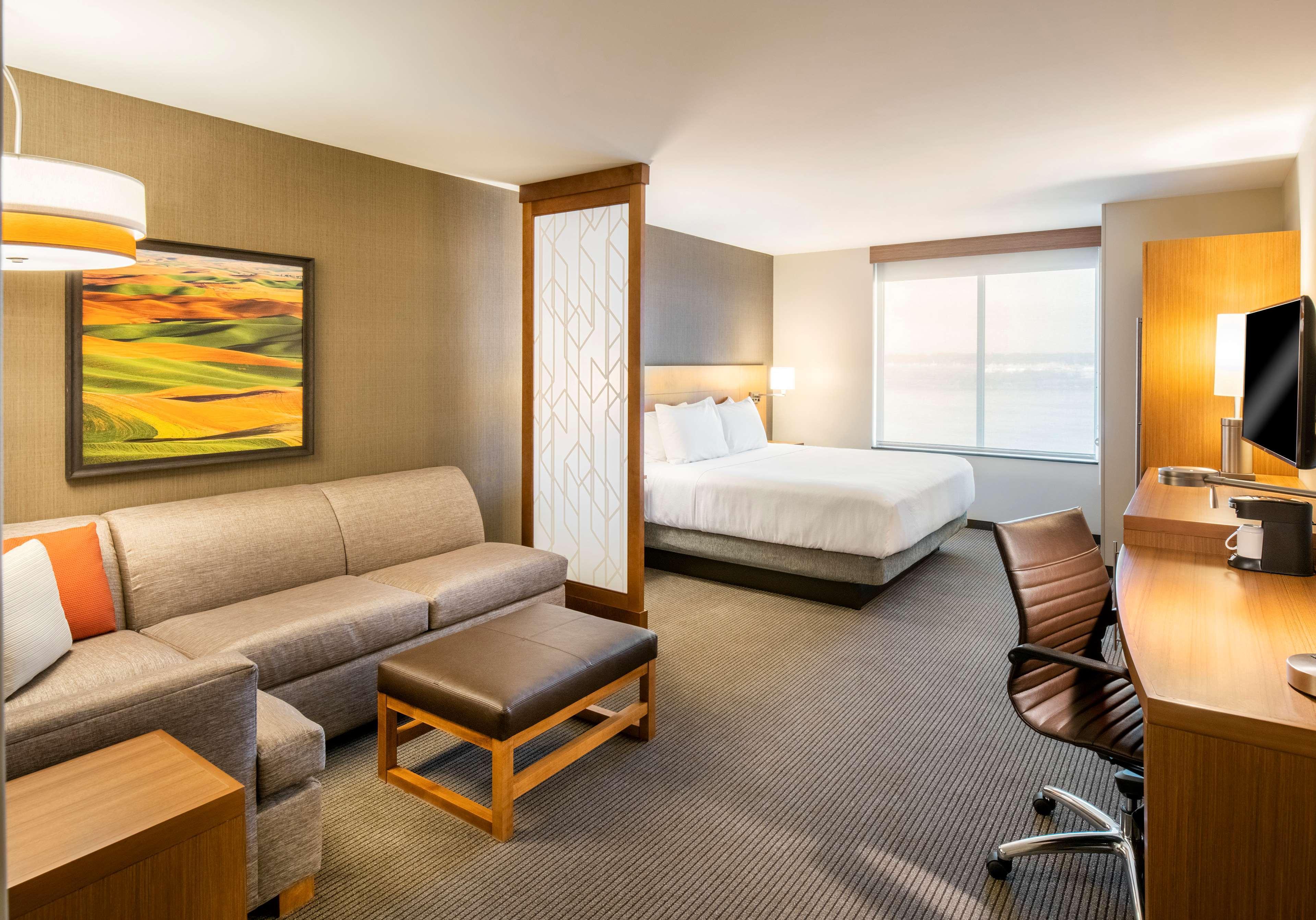 Hyatt Place East Moline/Quad Cities Exterior photo